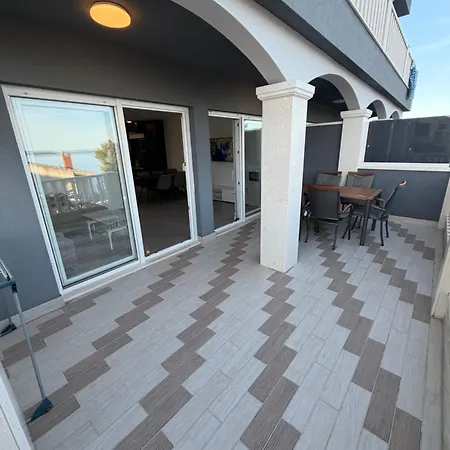 Apartment Omazic