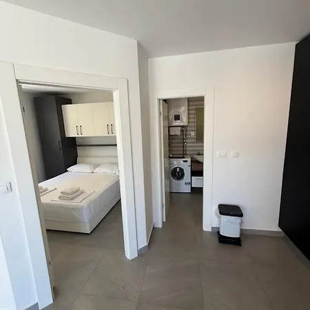 Omazic Apartment