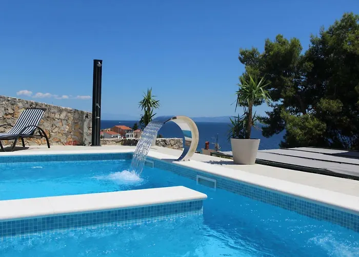 Omazic Τρογκίρ